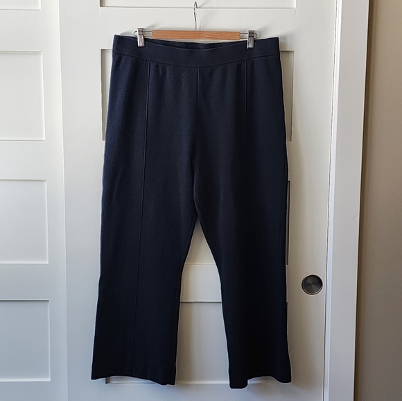 Banana Republic Milano Flare Sweater Pants - Picture 4 of 8